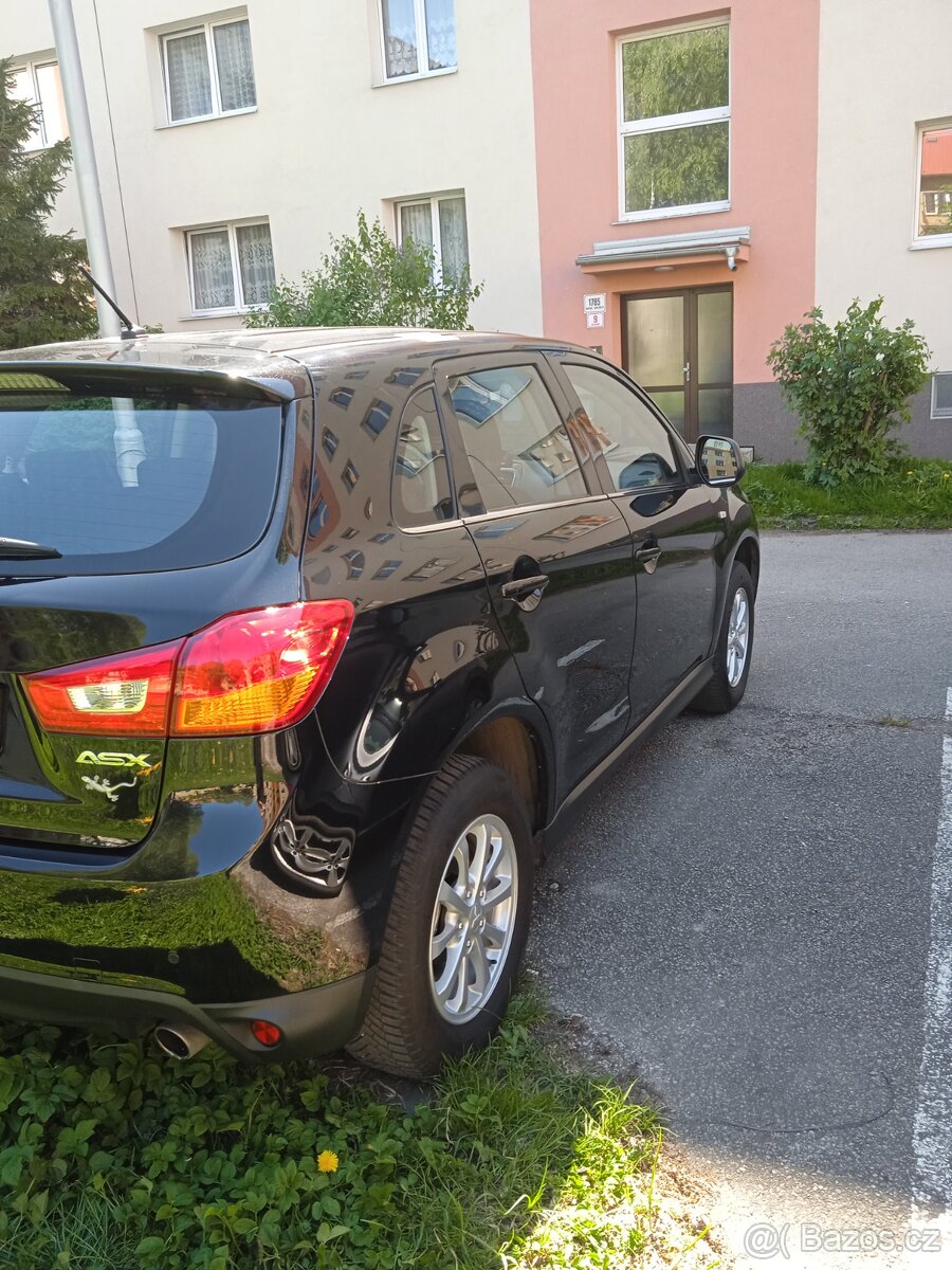Mitsubishi ASX - 6