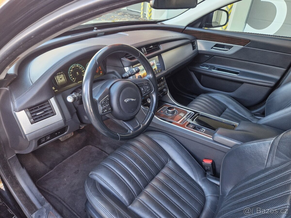 Jaguar XF X260 2.0 diesel - 6