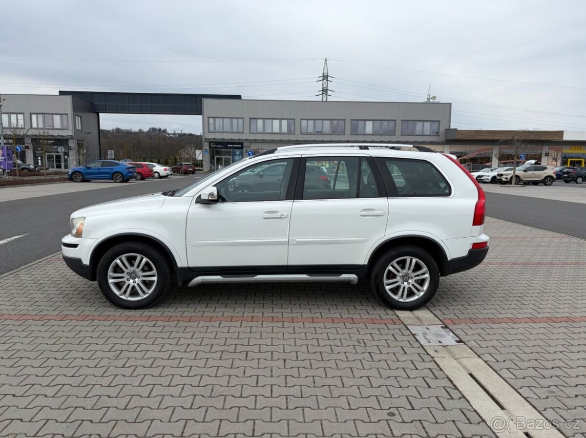 Volvo XC90 D5 AWD ČR 7 MÍST - 6