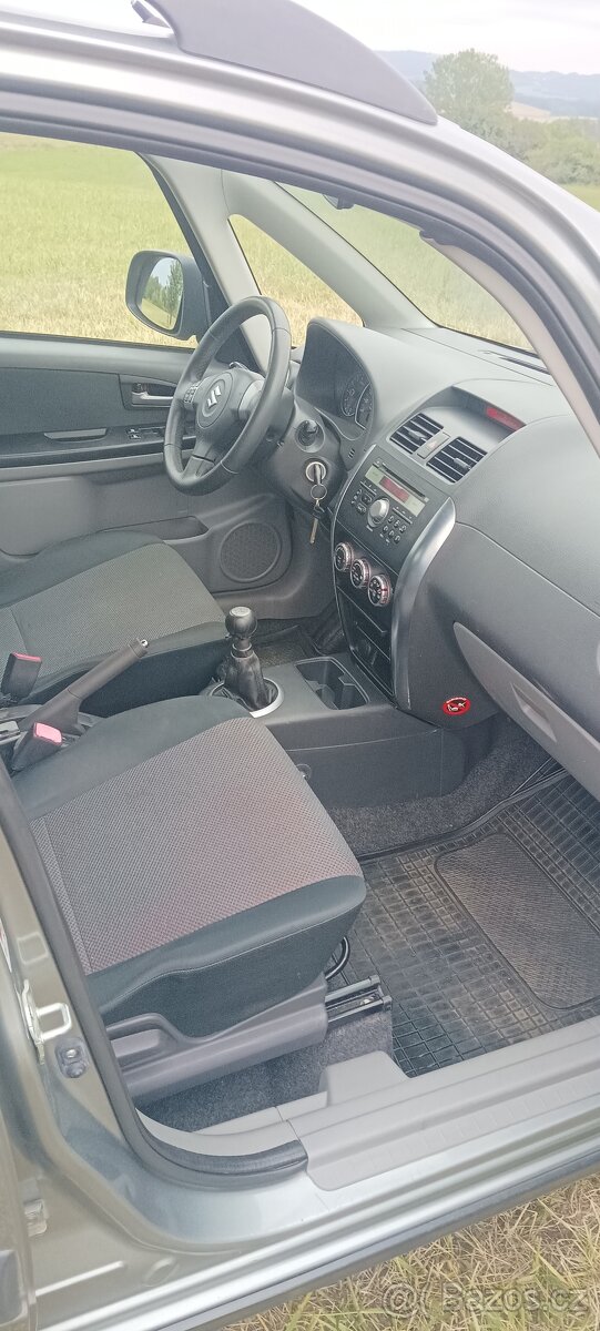 Suzuki SX4 - 6