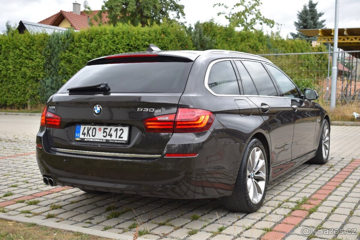 BMW 530d F11/2016/190kW/Luxury/1.majitel/ČR/head-up/kůže - 6