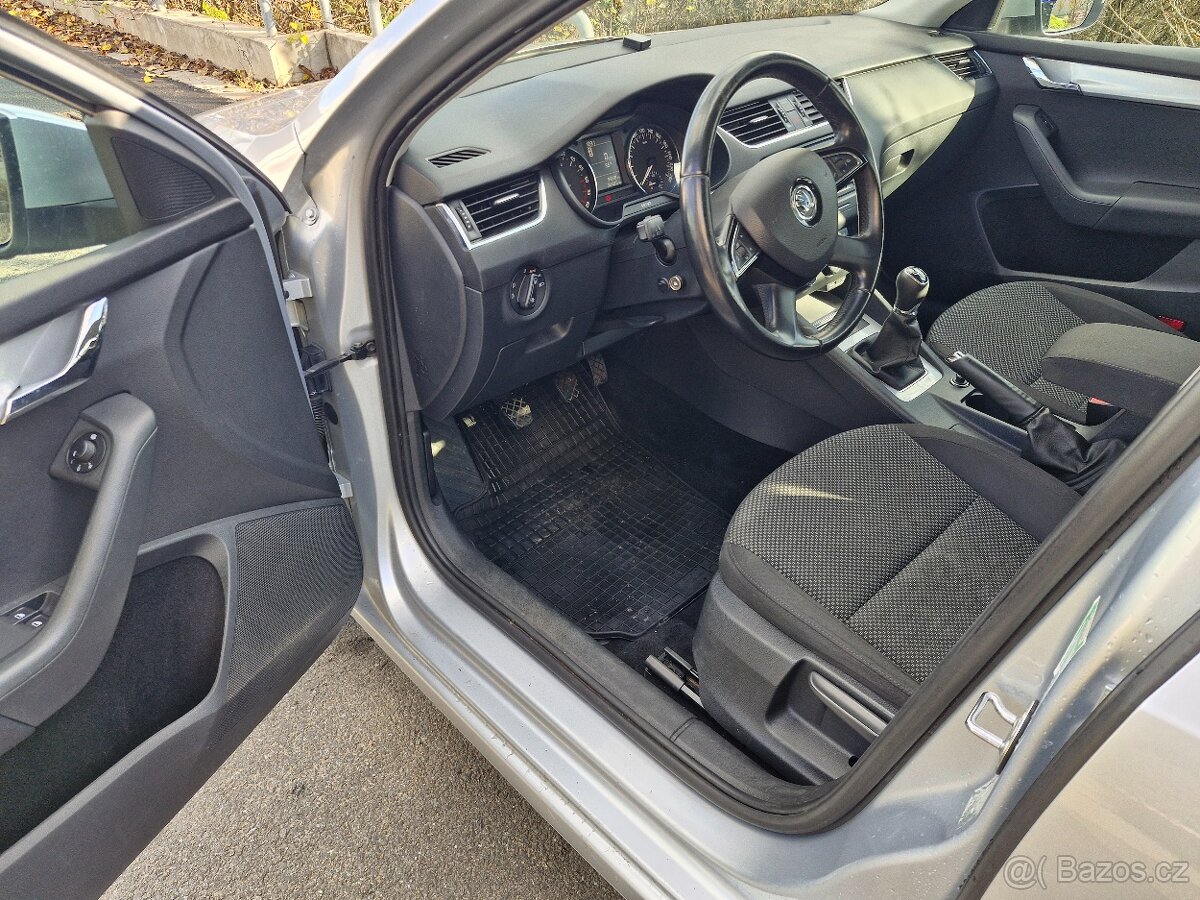 škoda Octavia Combi 2.0 TDI, LED, PDC - 6