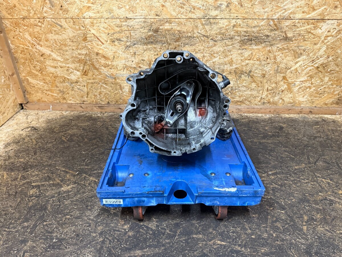 MANUÁLNÍ 6Q PŘEVODOVKA 2.5 TDI 4X4 VW PASSAT B5.5 GLX - 6