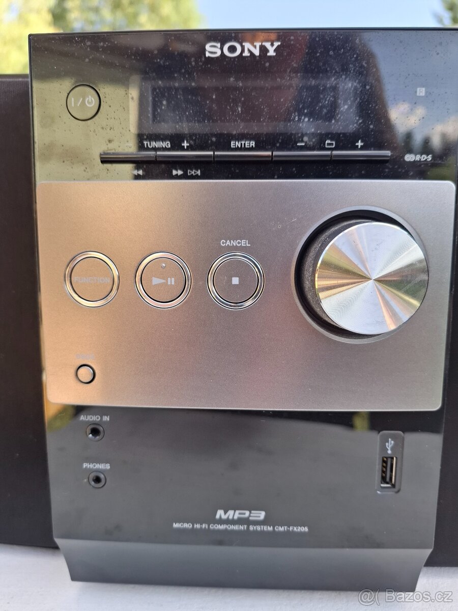 Prodám SONY micrověž model HCD FX 205 s bednami SS-CFX200 - 6