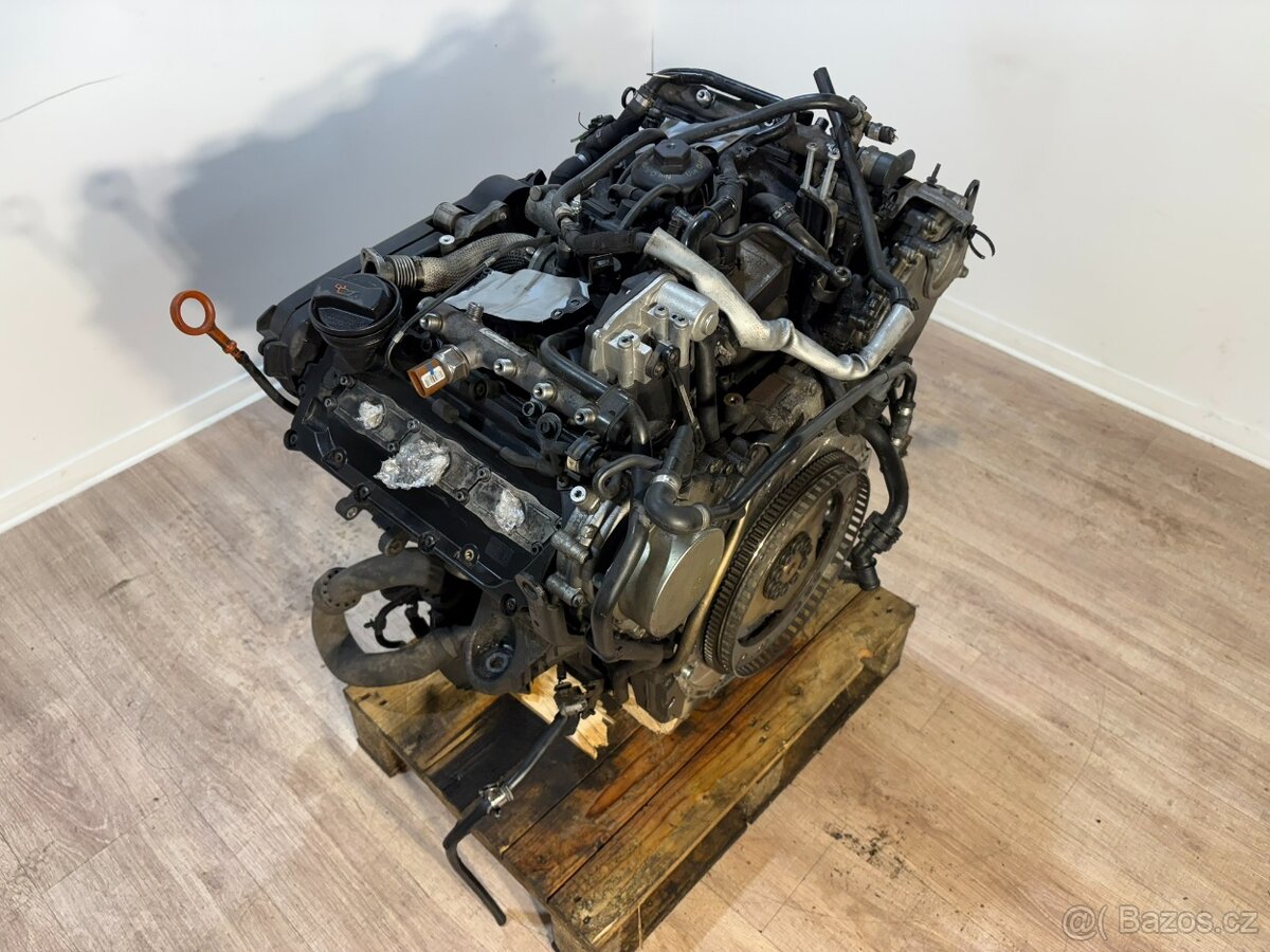 /// Motor VW/AUDI 3.0 TDI 176kw CASA /// - 6