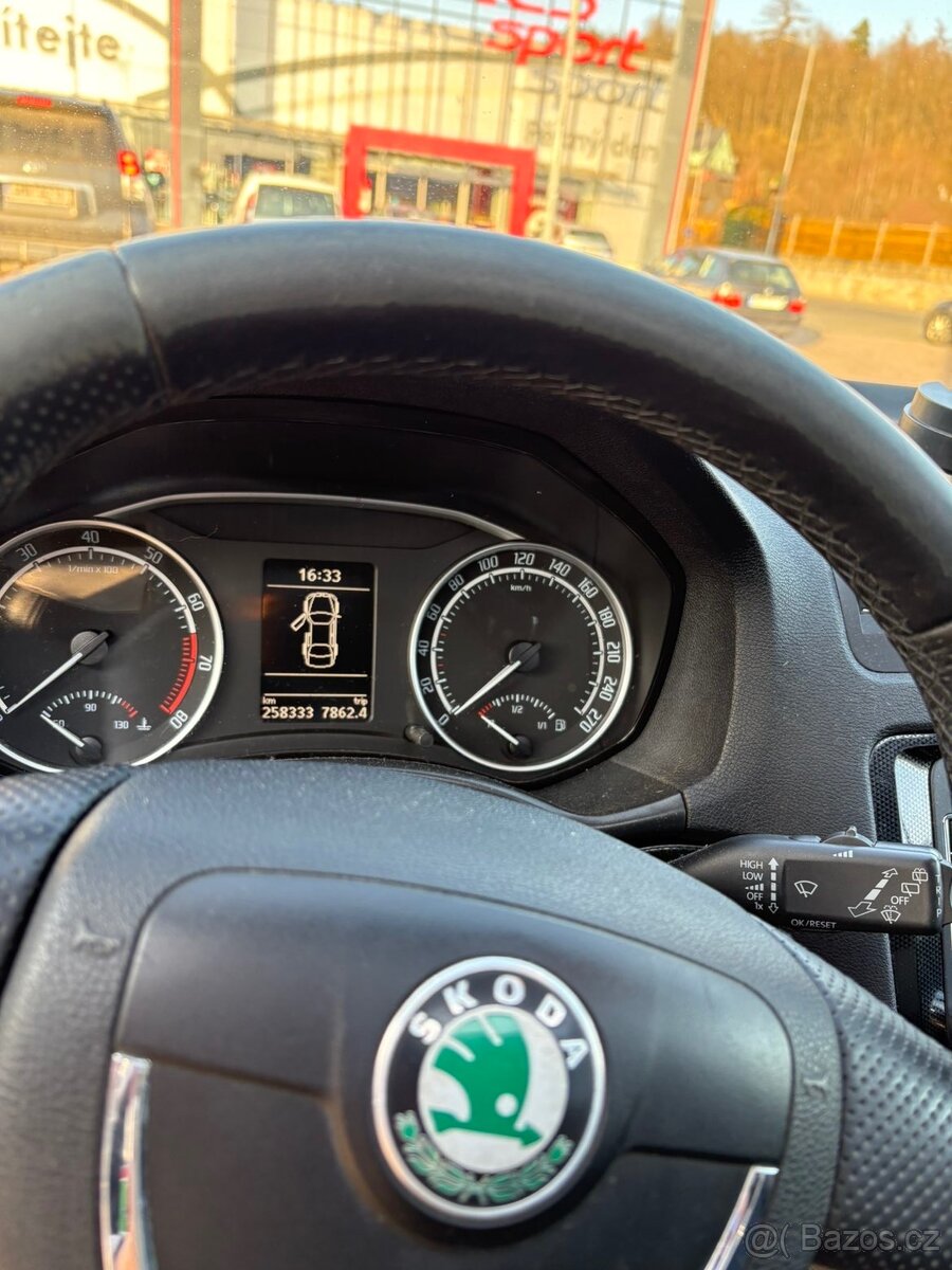 Škoda octavia 2 rs facelift - 6
