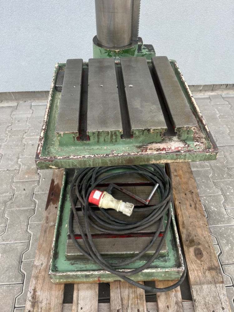 137. Sloupová vrtačka NK 203 - 6