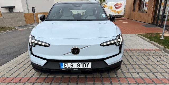 Volvo EX 30 single engine,extended range ULTRA - 6