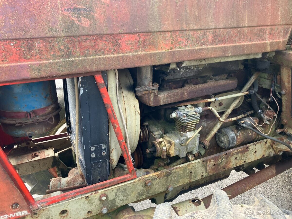 Zetor 8045 Crystal levný traktor - 6