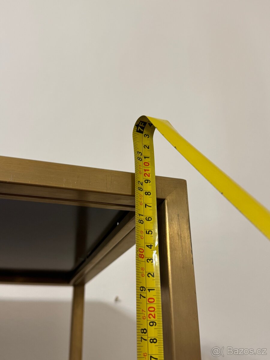 Elegantní regál - 6