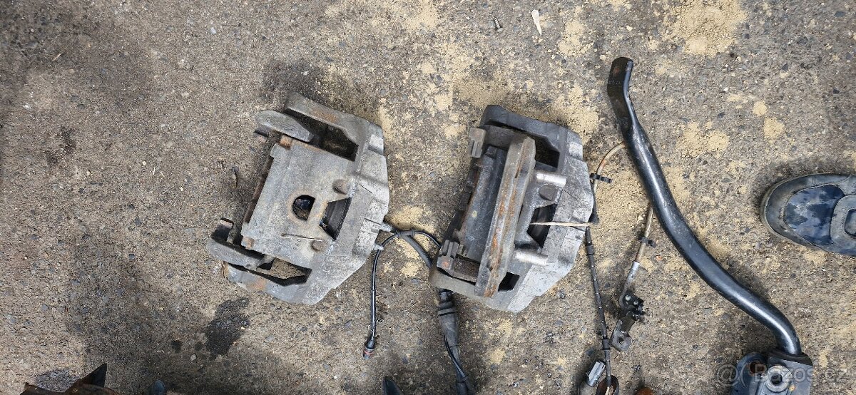 Predni naprava tehlice jaguar xf 2010 - 6