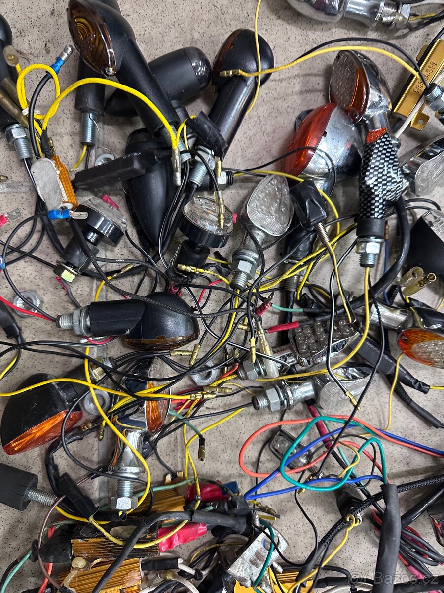 Yamaha Vmax 1200 a různé - 6