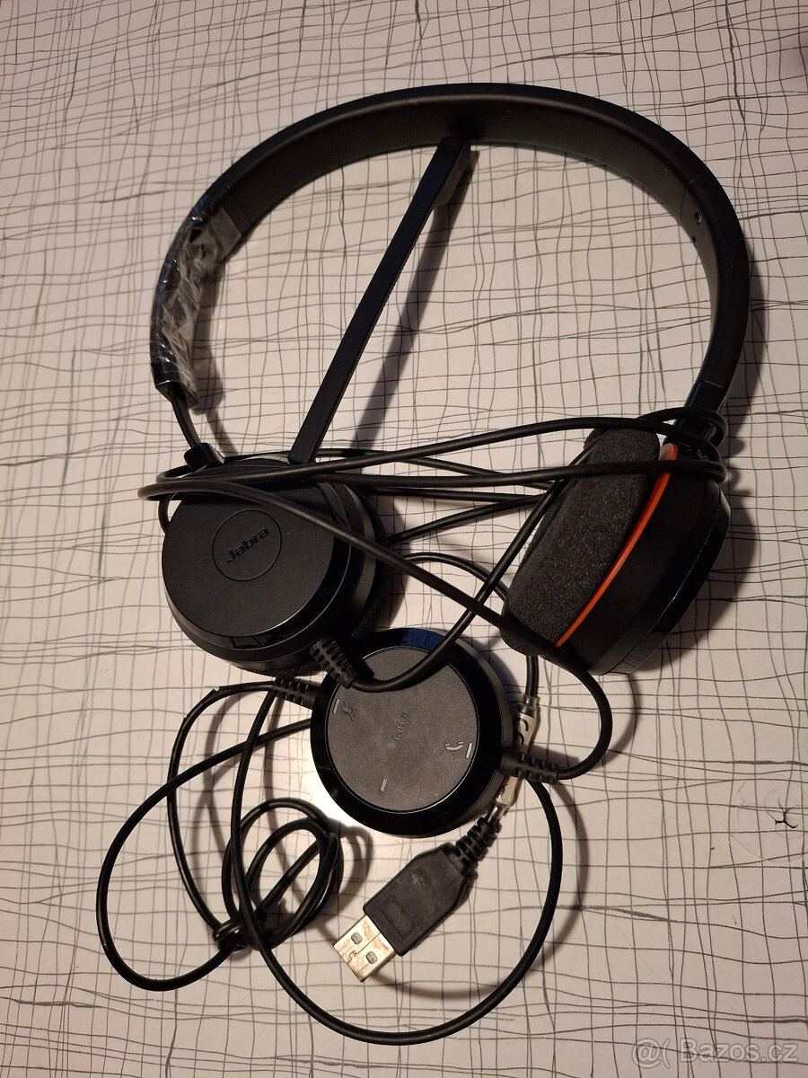 náhlavní soupravy a sluchátka, ceny uvedeny nebo dohodou - 6