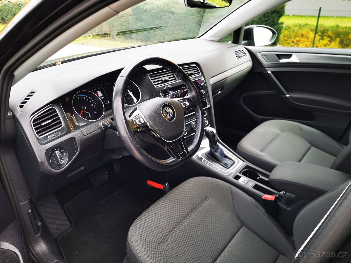 VW e-Golf 36kw, VELMI PĚKNÉ ELEKTRO - 6