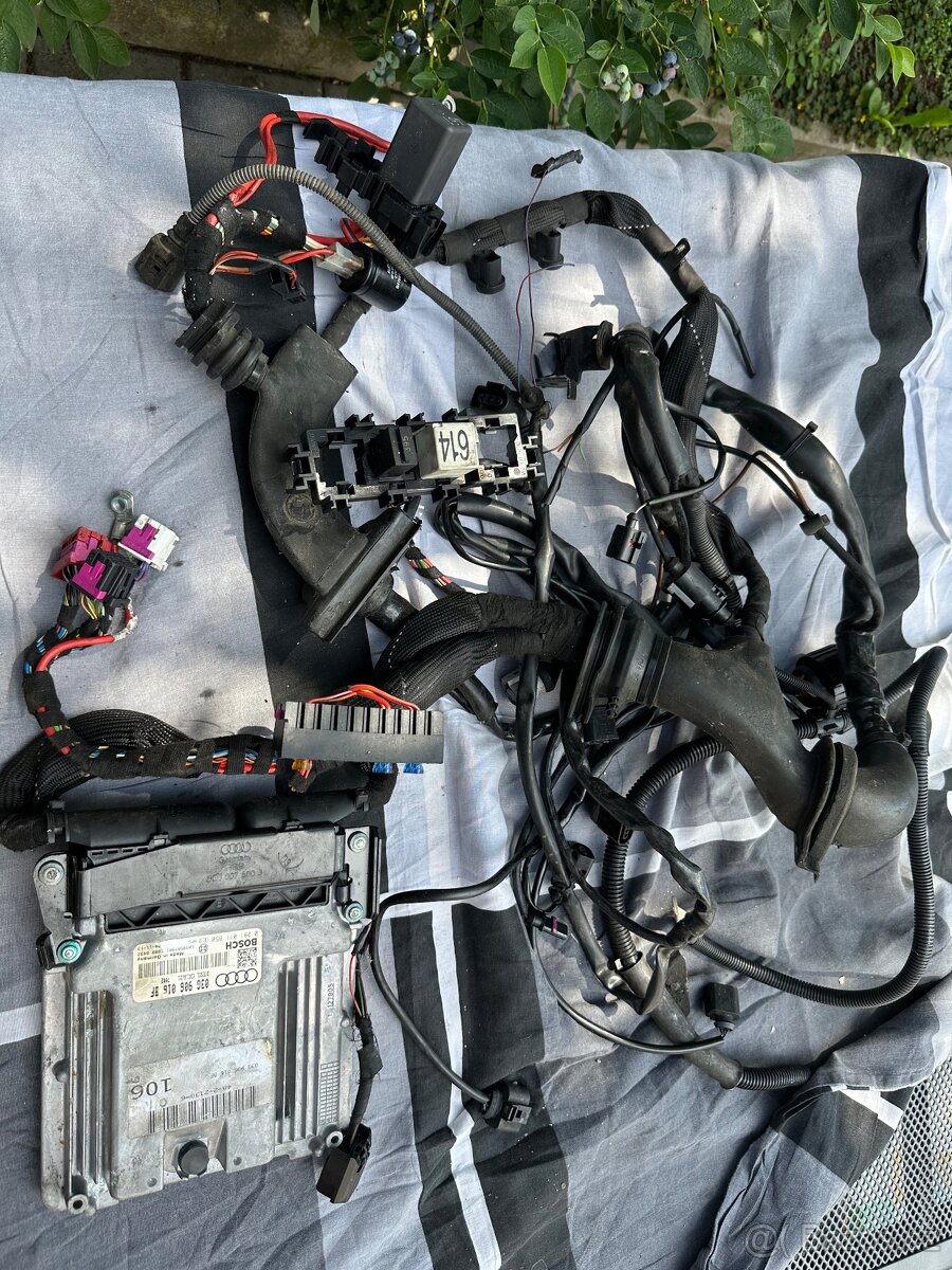 Díly na motor Audi A6 2,0 TDi 4F - 6