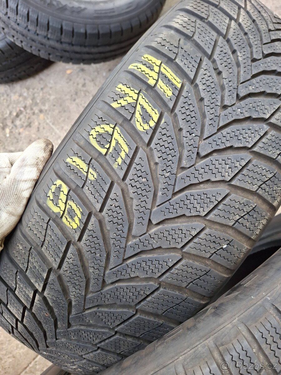 Zimní pneumatiky 235/60/18 - 6