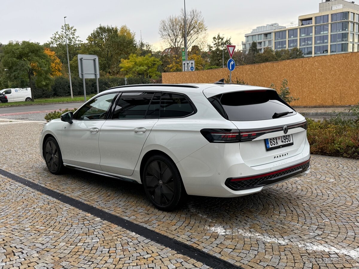 VW Passat B9 Rline 2.0TDI 110kW DSG Max výbava Tažné - 6