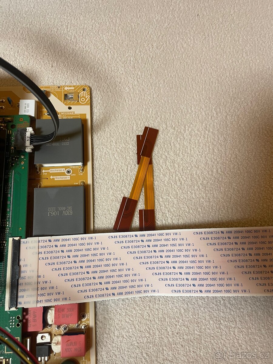 Prodám Samsung UE65NU7172U - BN94-06454V - 6