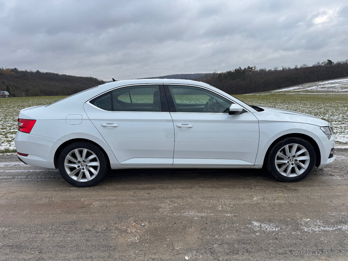 SUPERB 2.0TDI 110kW STYLE+ ACC LED KOUPENO V ČR ODPOČET DPH - 6