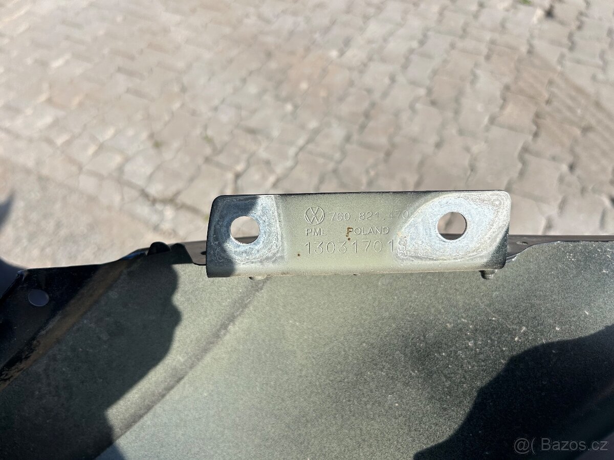 Blatník VW Touareg - 6