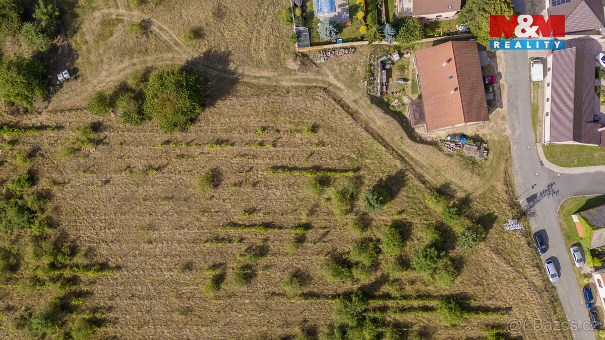 Prodej pozemku k bydlení, 1974 m², Chrást - 6