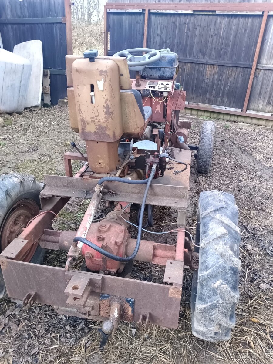 Traktor, malotraktor- domácí výroba motor octavia - 6