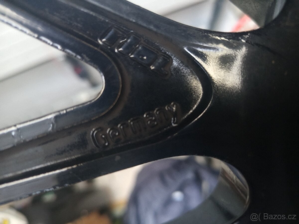 ALU kola Rial 5x120 - 6