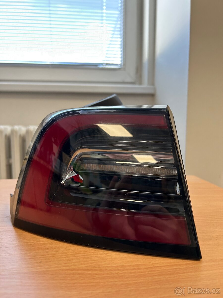 Kompletní set zadních světel Tesla model3 / Y - 6