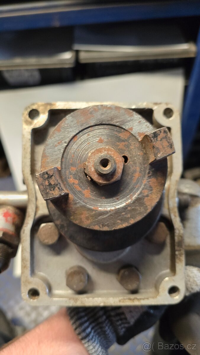 Použité Hydraulické čerpadlo PLESSEY 3F58AX - 6