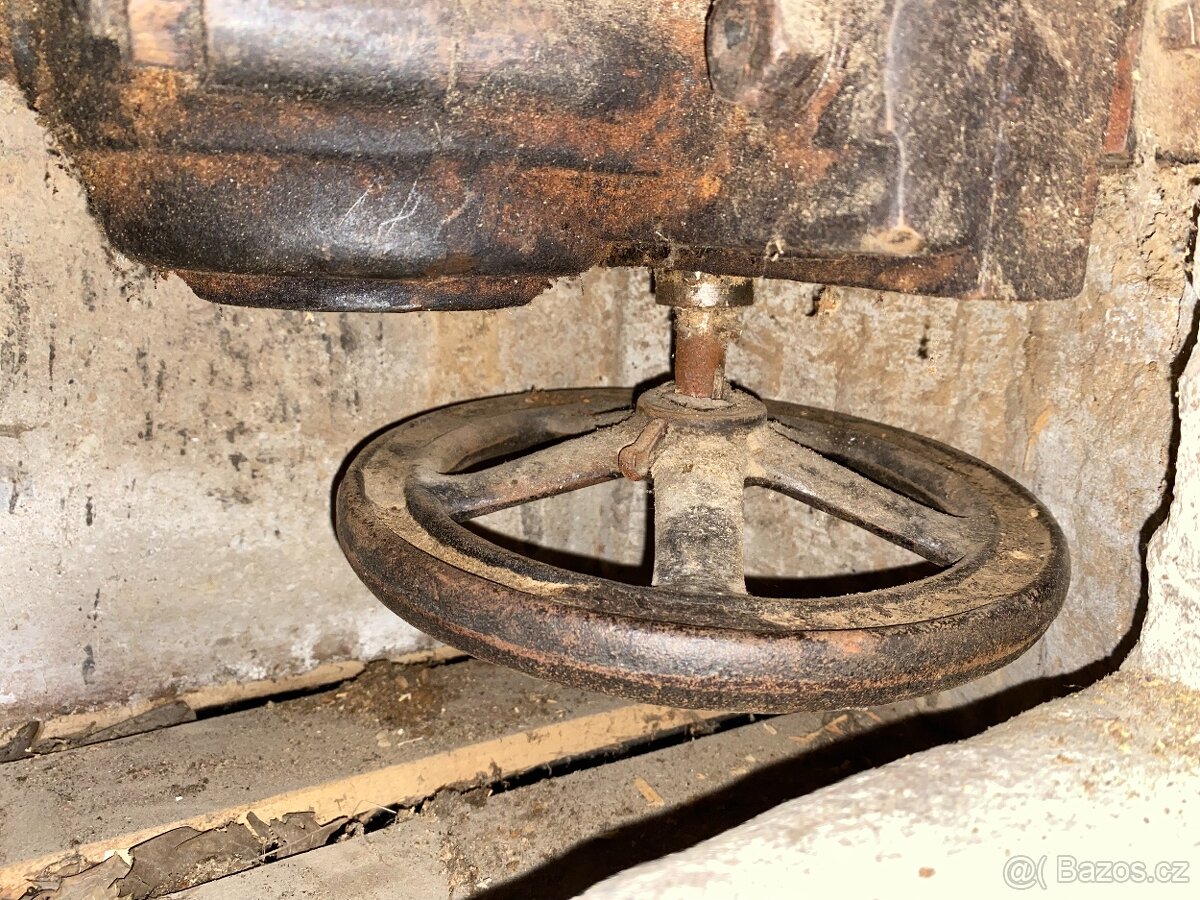 AKCE LÉTO -50% - Spodní frezka - 6