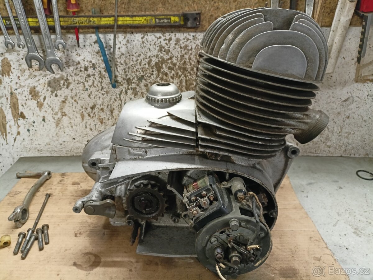 Jawa 350 354 motor - 6