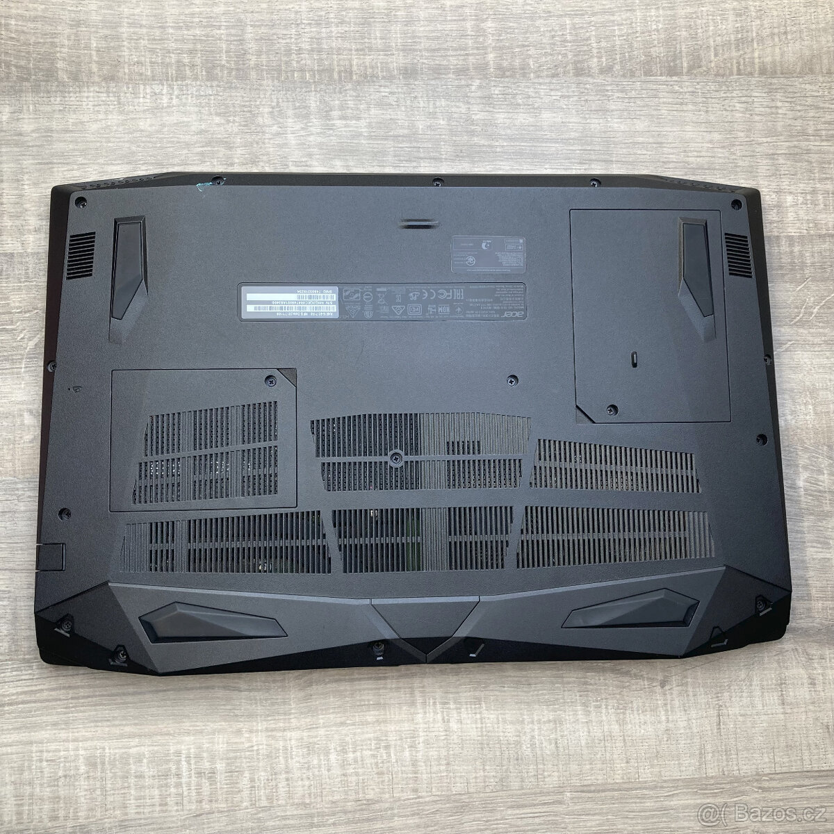 HERNÍ NOTEBOOK | Acer Nitro 5 | i7 + 16GB RAM | GTX 1050 Ti - 6