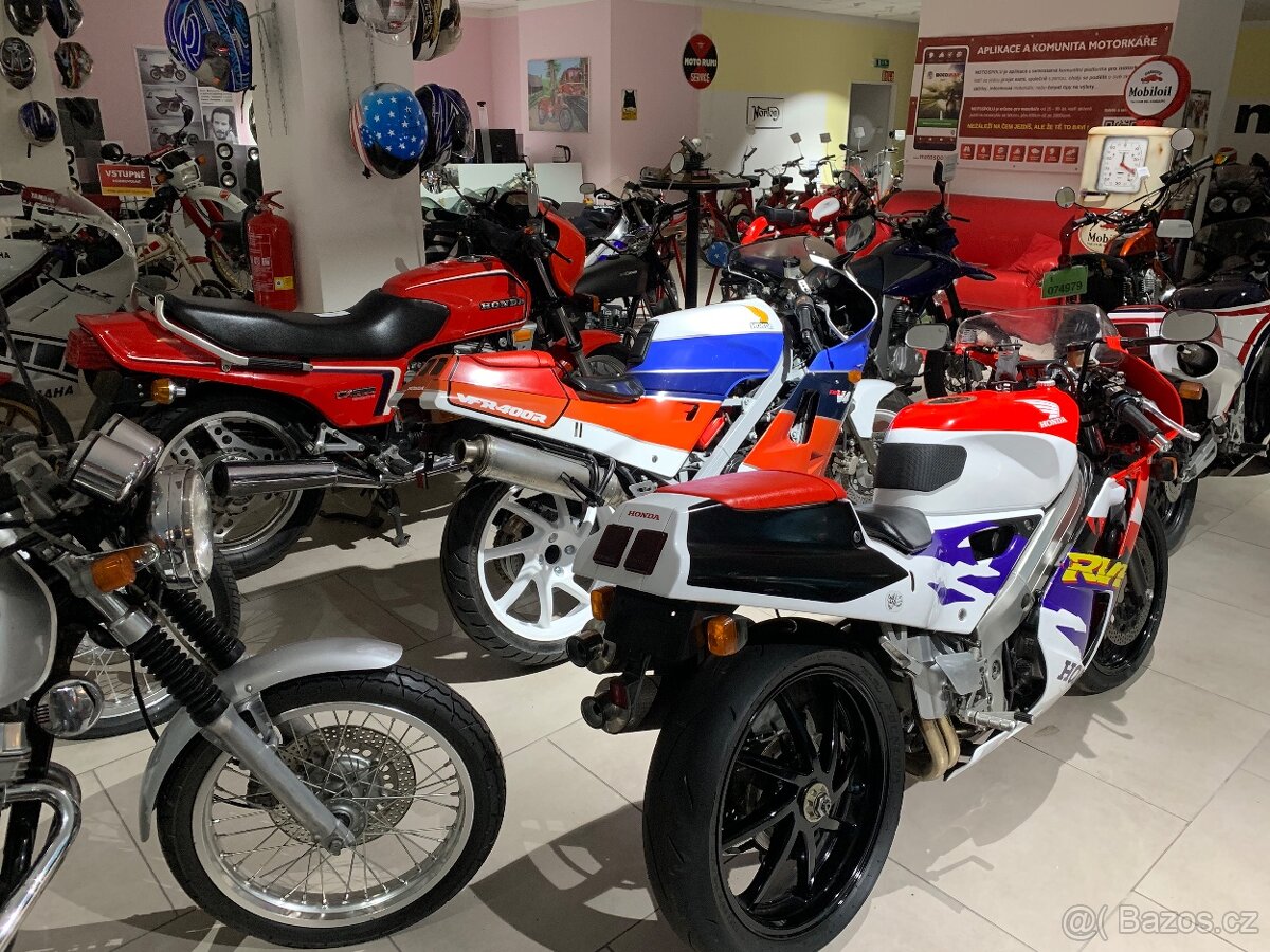 Honda VFR 400 R 3 kusy skladem - 6
