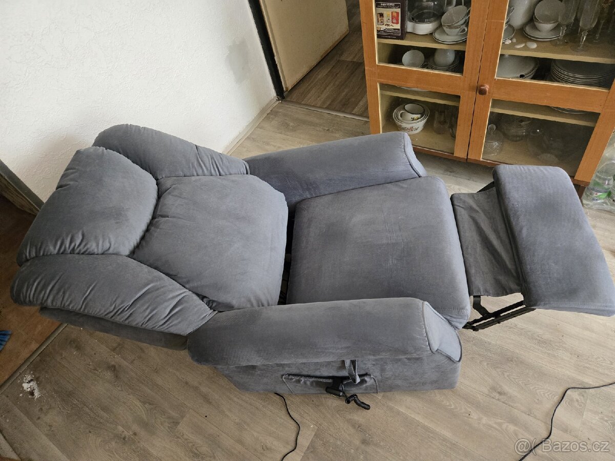 Elektrické relaxační polohovací křeslo Maddiamonds MD-22 - 6