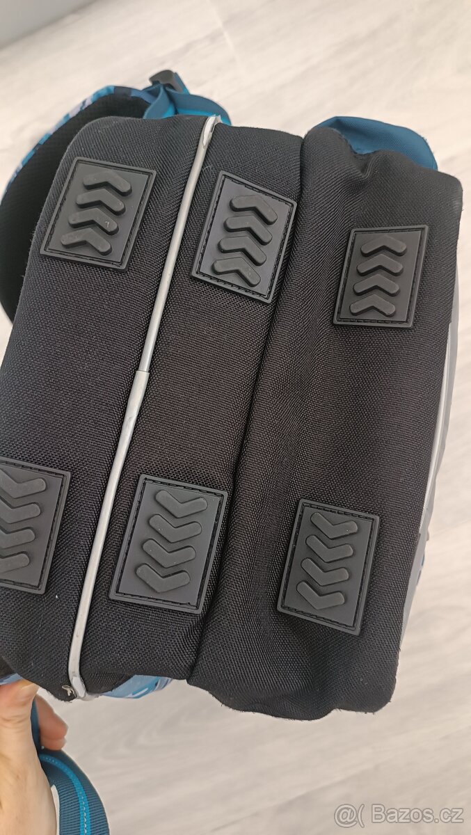 Batoh Topgal 1.-5 . třída JAKO NOVÝ - 6