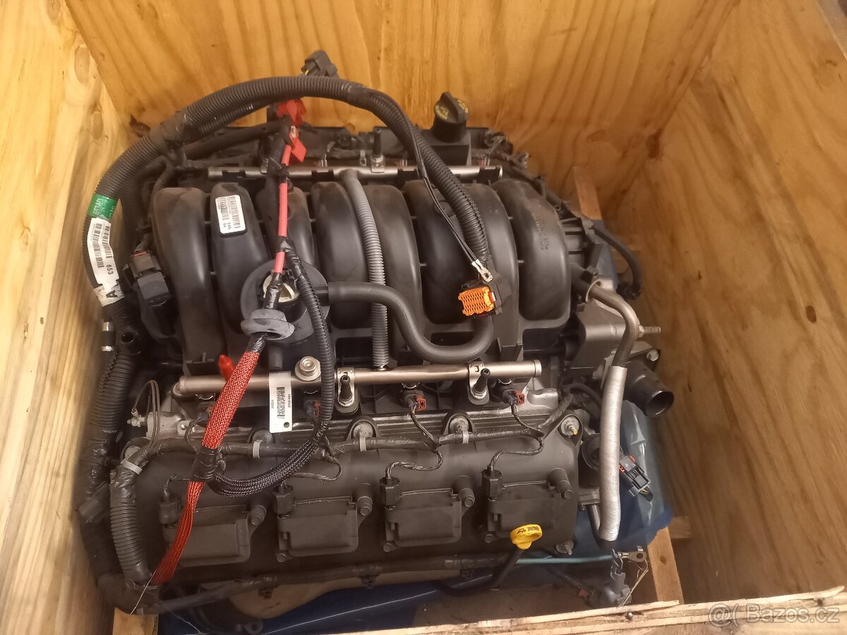 Originál nový motor 5,7 HEMI - 6