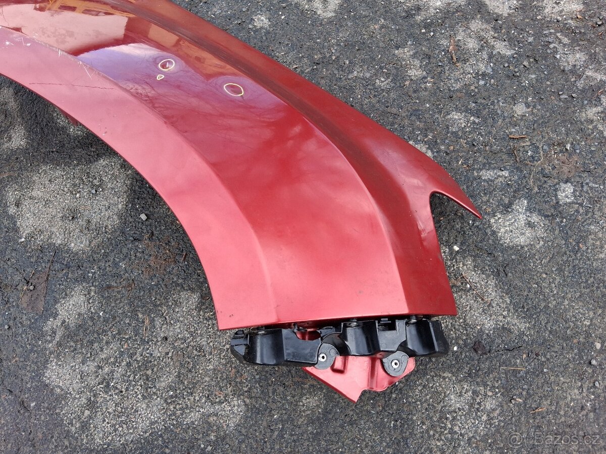 Duster 2 pravy blatnik - 6