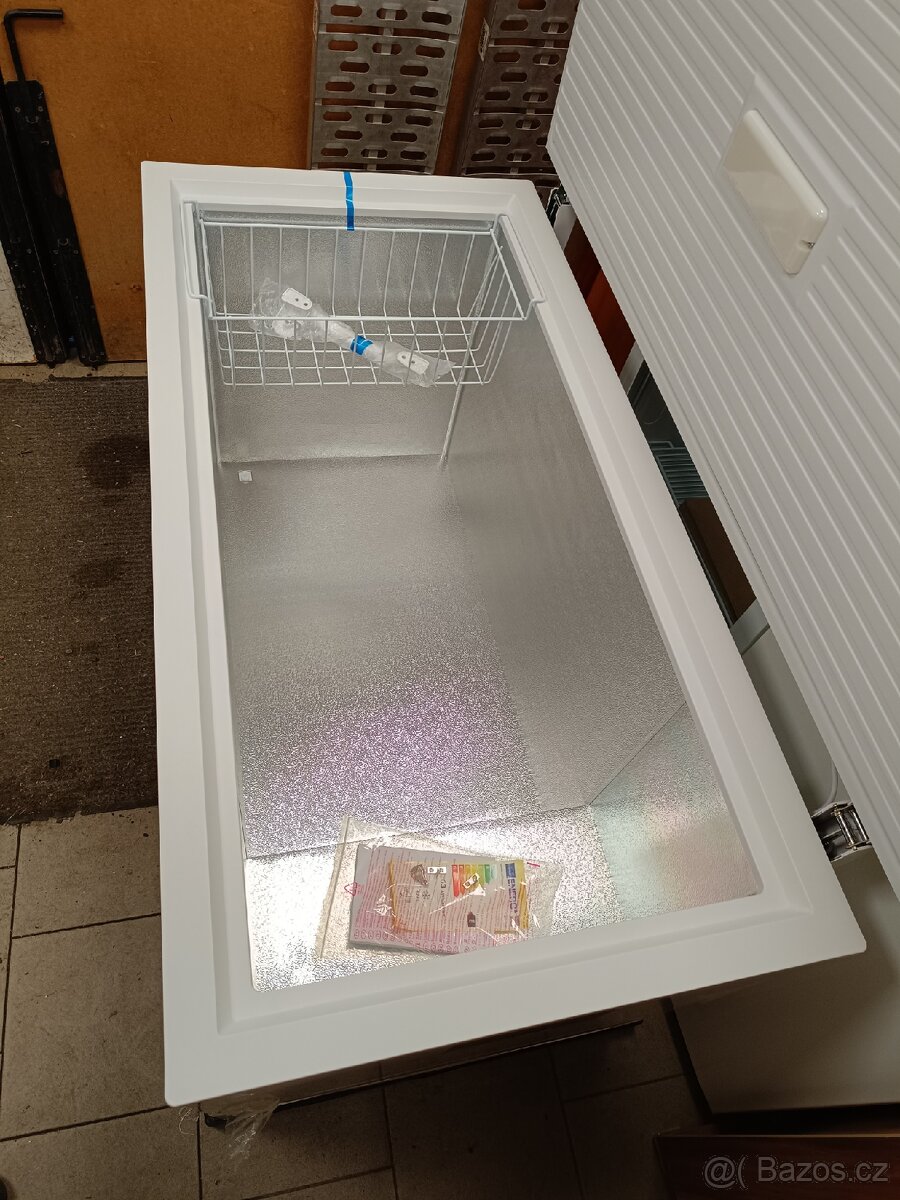 Nový pultový mrazák METRO 400 L - 6