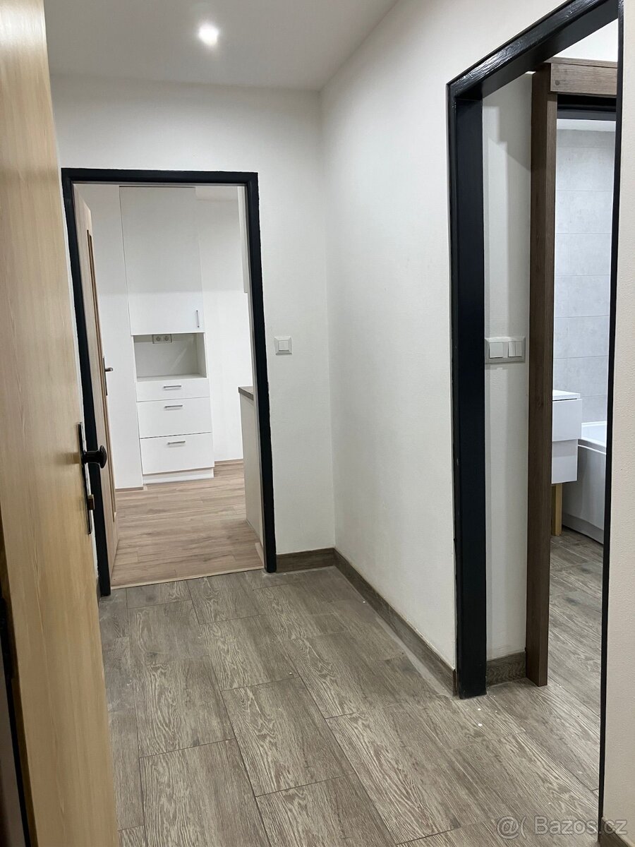 Pronájem bytu Benešov - 6