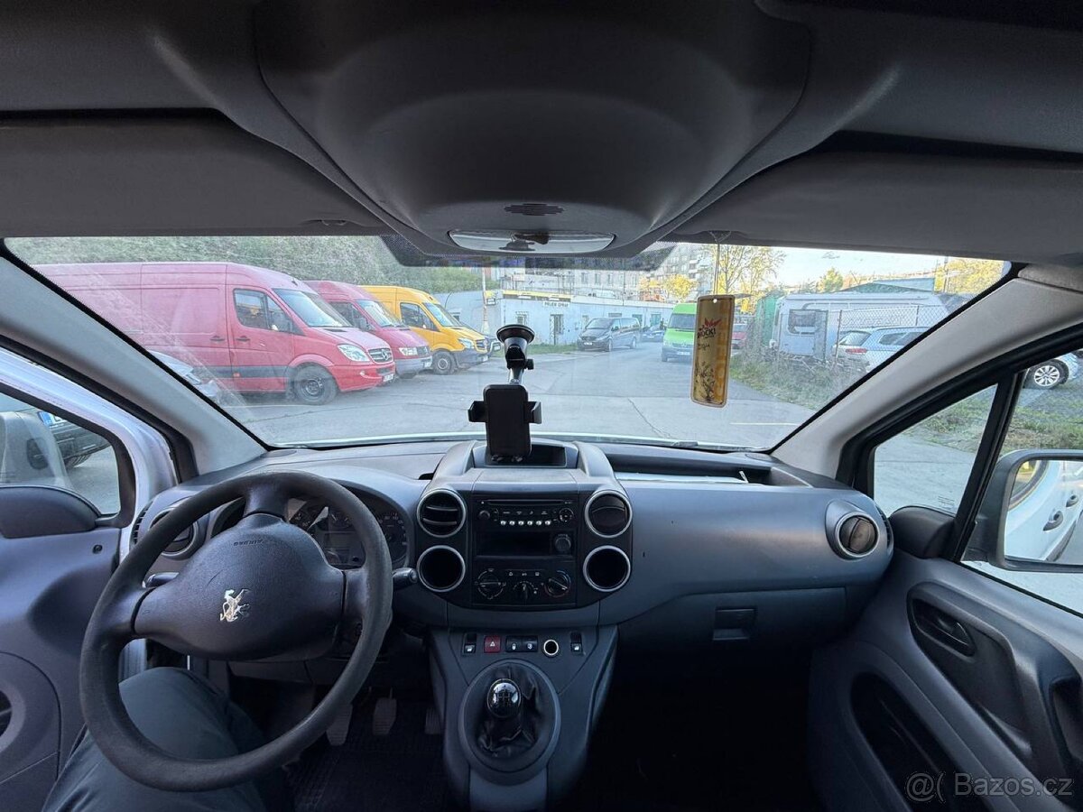 Peugeot Partner 2010 - 6