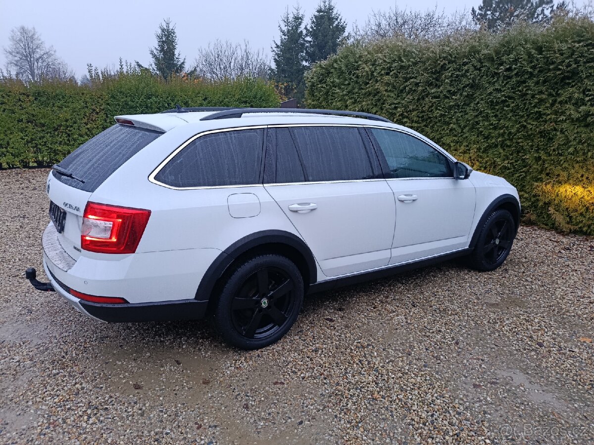 ŠKODA OCTAVIA 3 2.0tdi 4x4 SCOUT - 6