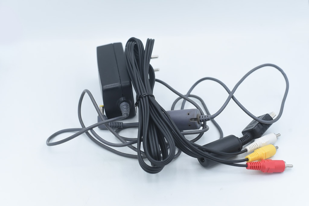 PS one NTSC-J konzole + emerald dual shock ovladač + paměť - 6