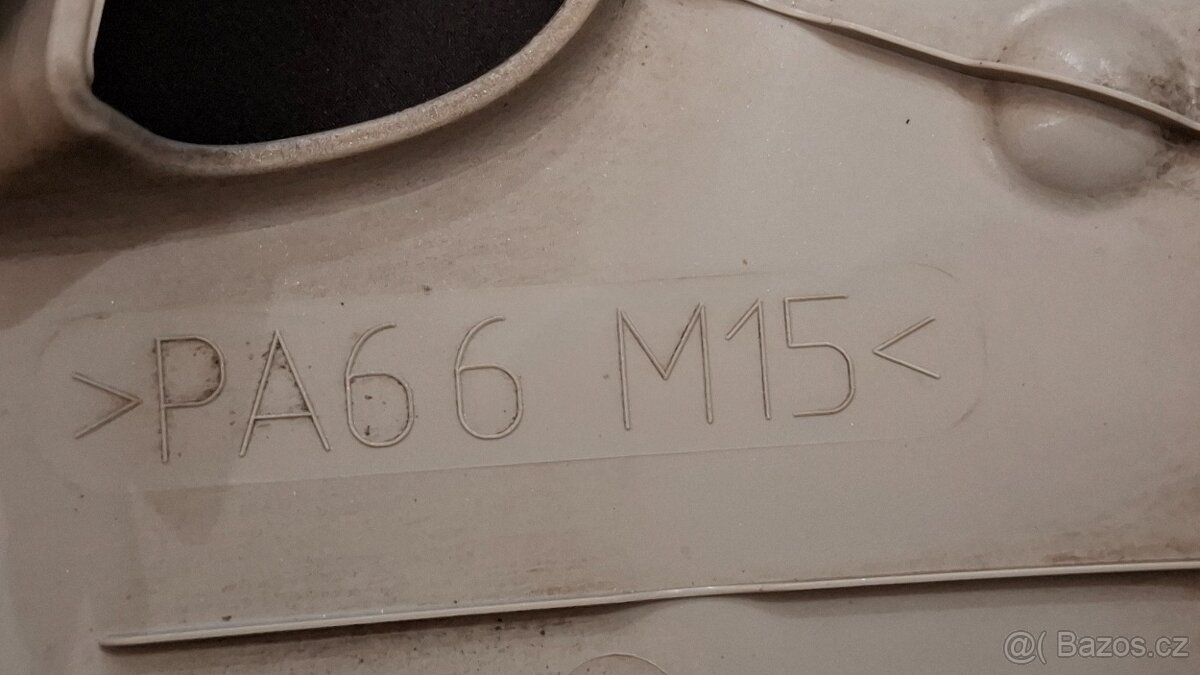 Volkswagen puklica, part no: 1T0 601 147 C, 1 (pekný) kus - 6