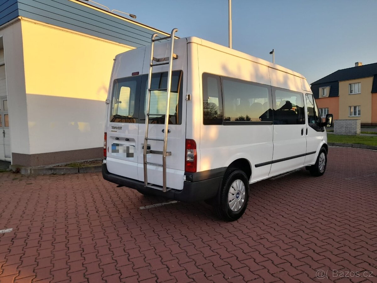 Ford Transit L3 H2 9 míst 2.2 TDCI 103 KW 6ti kvalt r. 2013 - 6