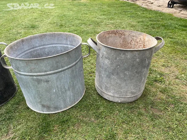 Stare plechove nadoby, pozinkovany hrnec, hrnce - 6