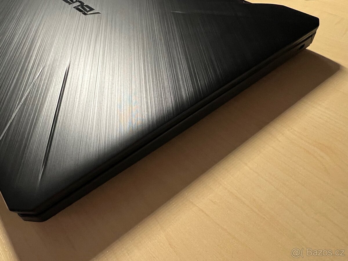 ASUS TUF Gaming FX505D – TOP STAV - 6