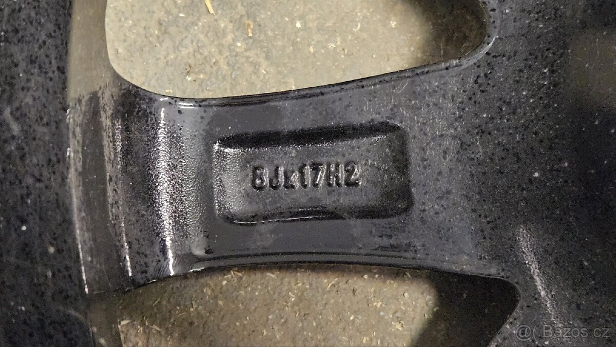 Kola BMW 17" - 6