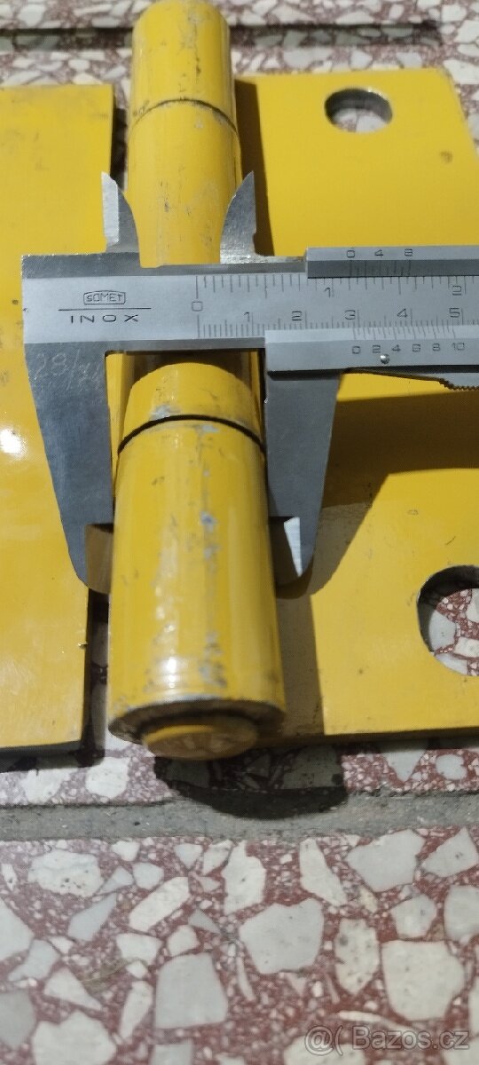 Kovové panty velké - 6