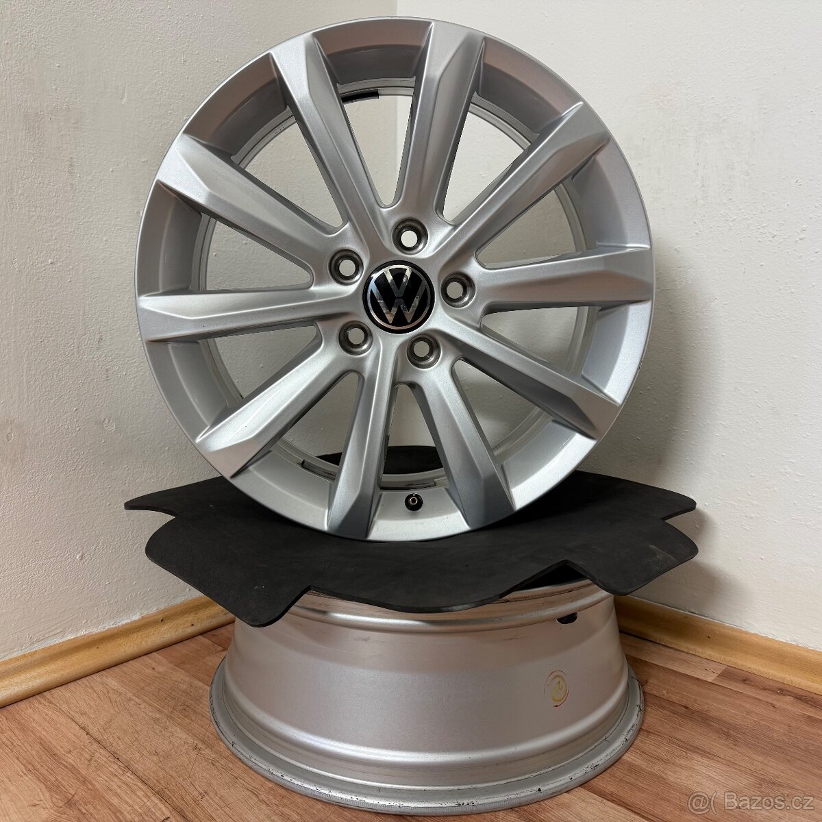 NOVÁ VW PASSAT B8 5x112 R17 ET41 6,5Jx17 57,1mm - 6