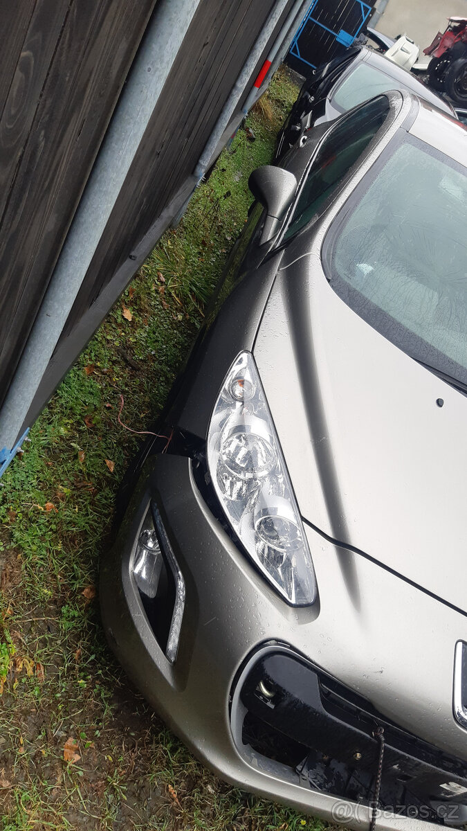 Peugeot 308 1.4i 16v VTI 2012 - 6